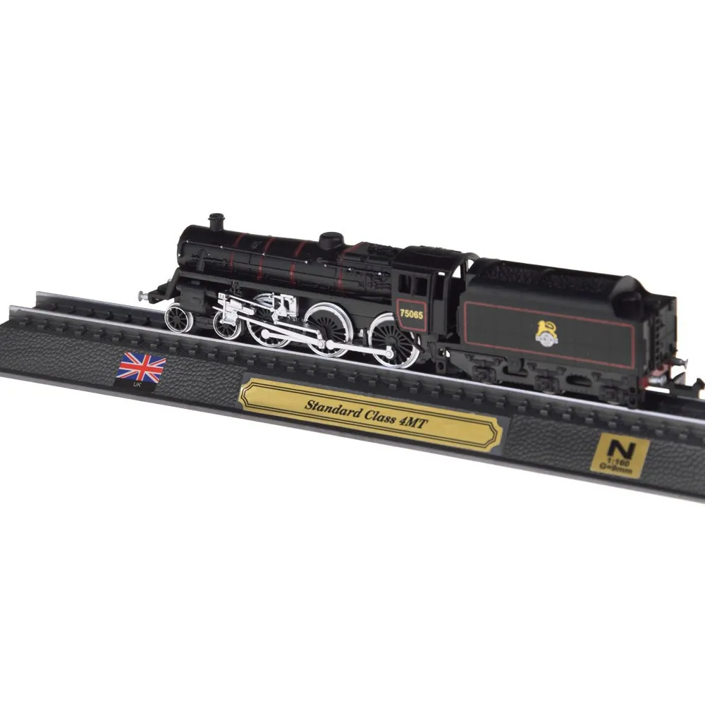 Flaga kraju pochodzenia widoczna przy modelu kolejowym