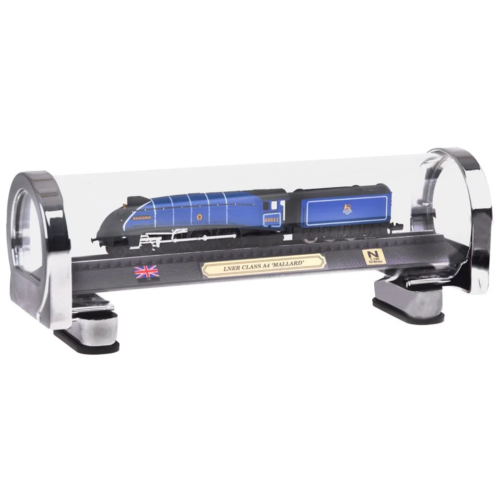 Zbliżenie na detale lokomotywy kolekcjonerskiej Mallard