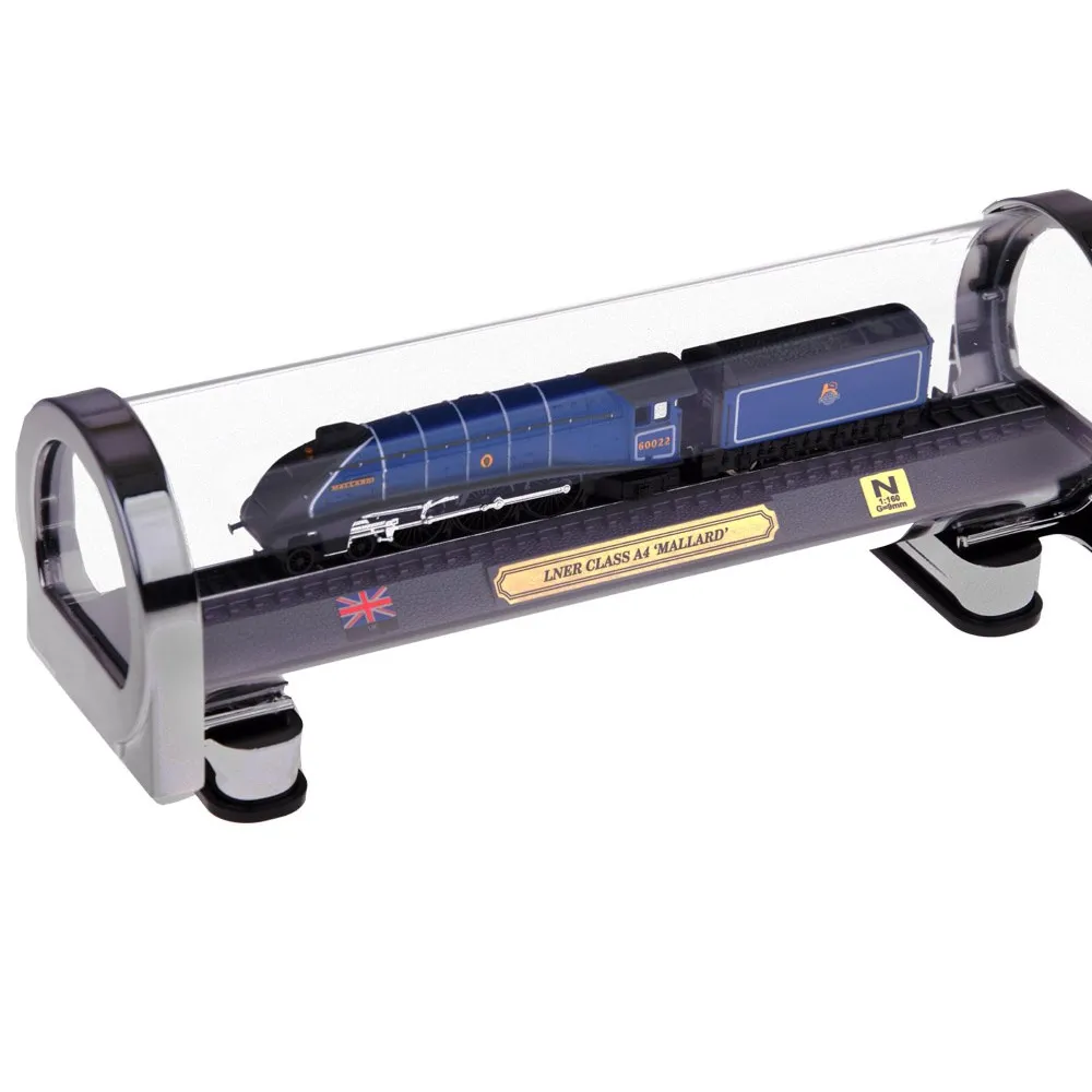 Elementy podstawki z flagą kraju i oznaczeniem skali