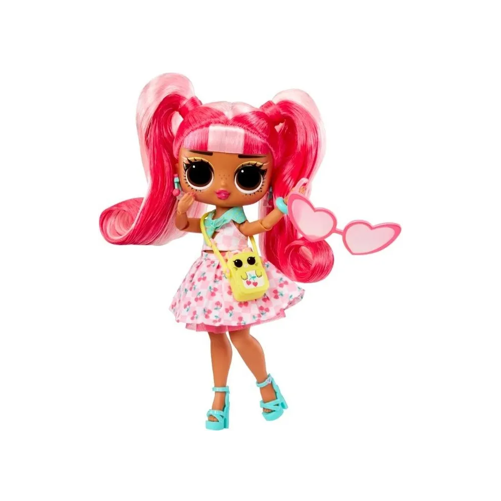 Lalka LOL Surprise Tweens Cherry B.B. w charakterystycznym stroju i fryzurze