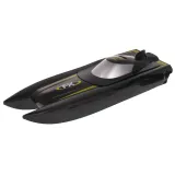 łódź Speed R118 R/C z zestawem akcesoriów obok