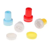 widoczne magiczne kolory odkrywające się na papierze po kontakcie z wodą