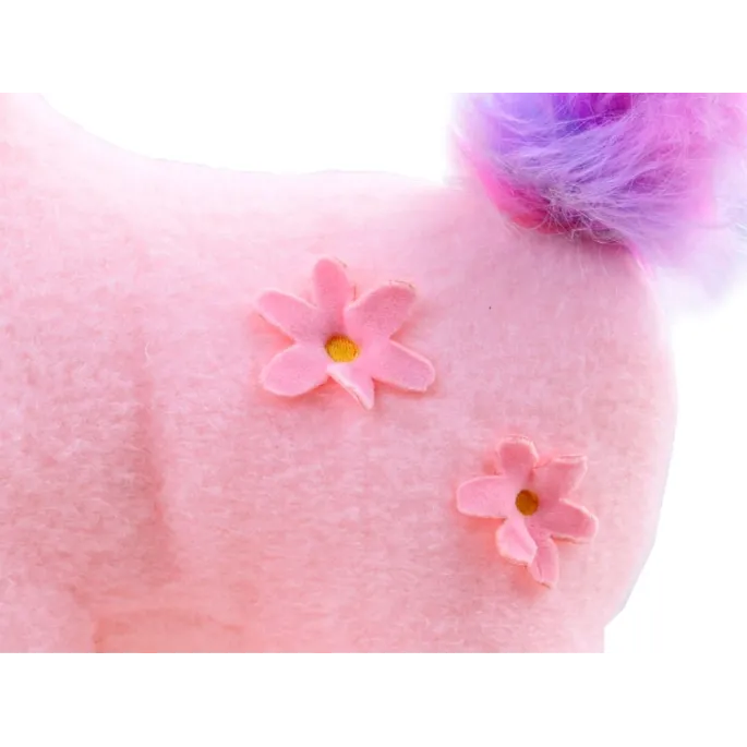 przytulny materiał pluszaka jednorożca prezentujący miękkość zabawki