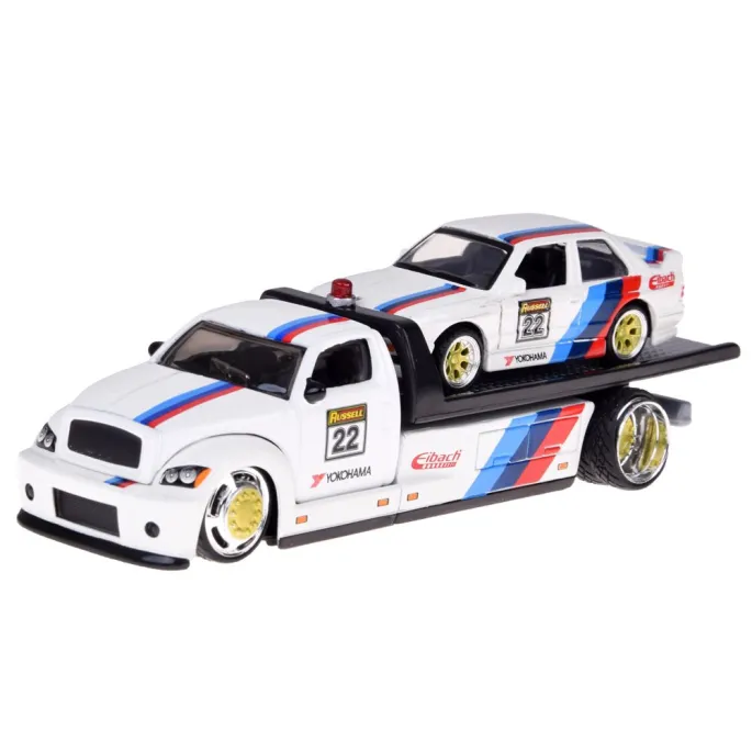 Zbliżenie na detal modelu BMW M3 1988 w wersji miniaturowej