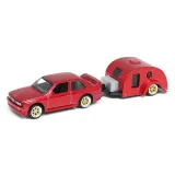 Zbliżenie na czerwone metalowe nadwozie miniaturowego BMW M3 1988