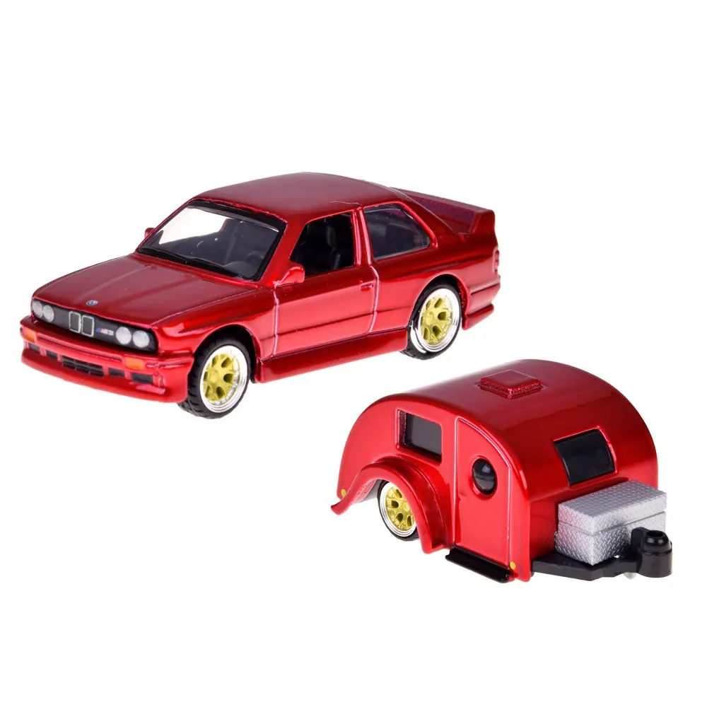 Zestaw Maisto BMW M3 1988 z realistycznymi detalami i przyczepą do ekspozycji