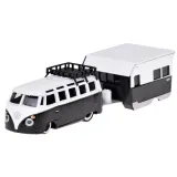 Zbliżenie na metalowe nadwozie Volkswagena z przyczepą