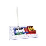 barwne pióropusze i rurka świecąca po uruchomieniu instalacji