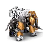 mamut mechaniczny ustawiony w dziecięcym pokoju na półce