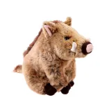 zbliżenie na twarz maskotki dzika Pumby z charakterystycznymi kłami