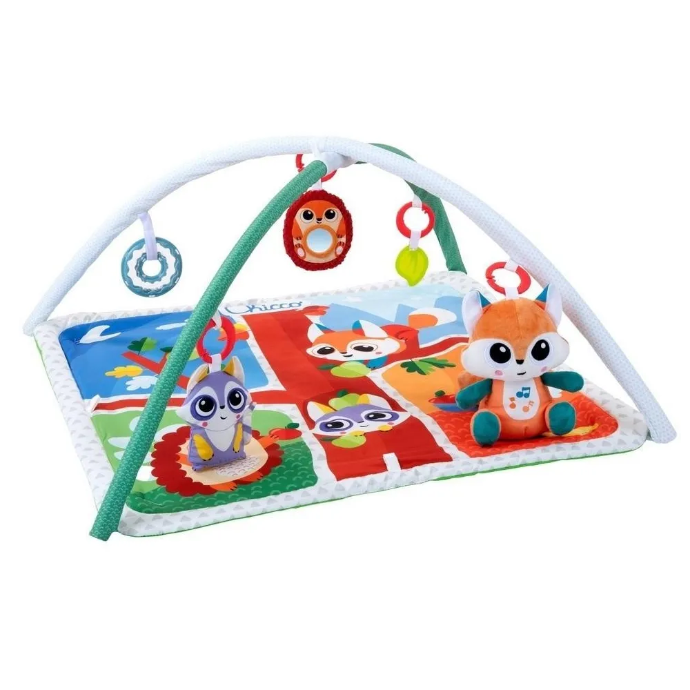 Mata edukacyjna magiczny las z motywem leśnych zwierząt na dużej powierzchni