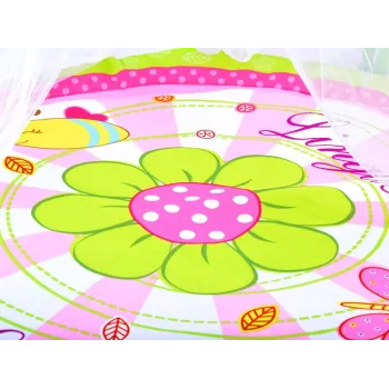 efektowne barwy maty dla niemowlaka z łatwością czyszczenia