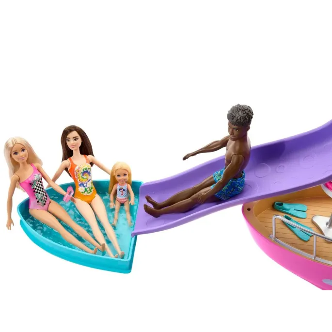 zbliżenie na górny pokład motorówki z miejscem do relaksu