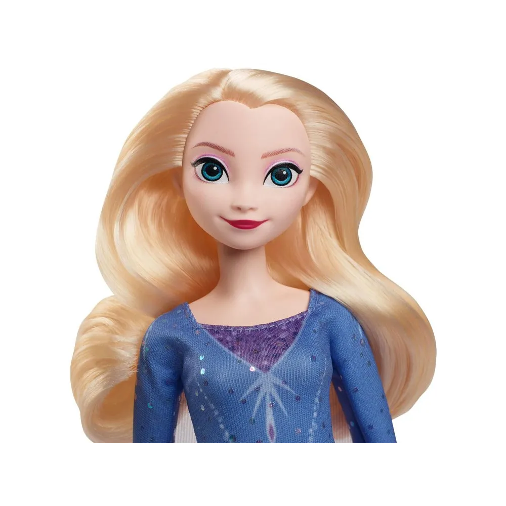 Zbliżenie na twarz i fryzurę lalki Elsa z długimi, miękkimi włosami