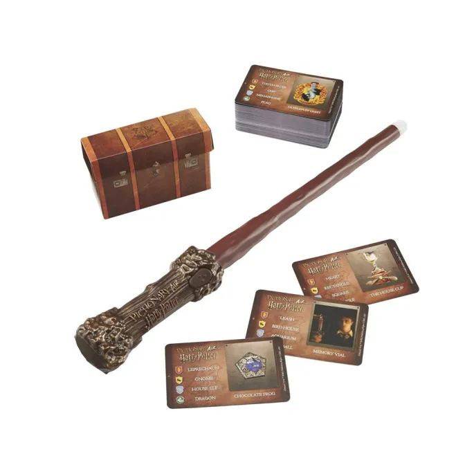 Pojemnik na karty stylizowany na kufer Harry'ego Pottera