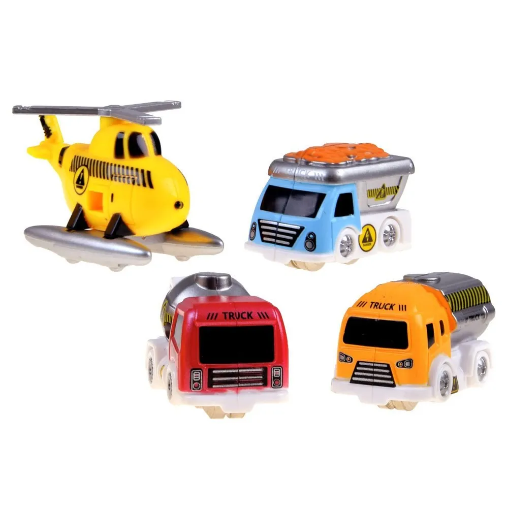 Widok trzech pojazdów budowlanych na trasie przejazdu