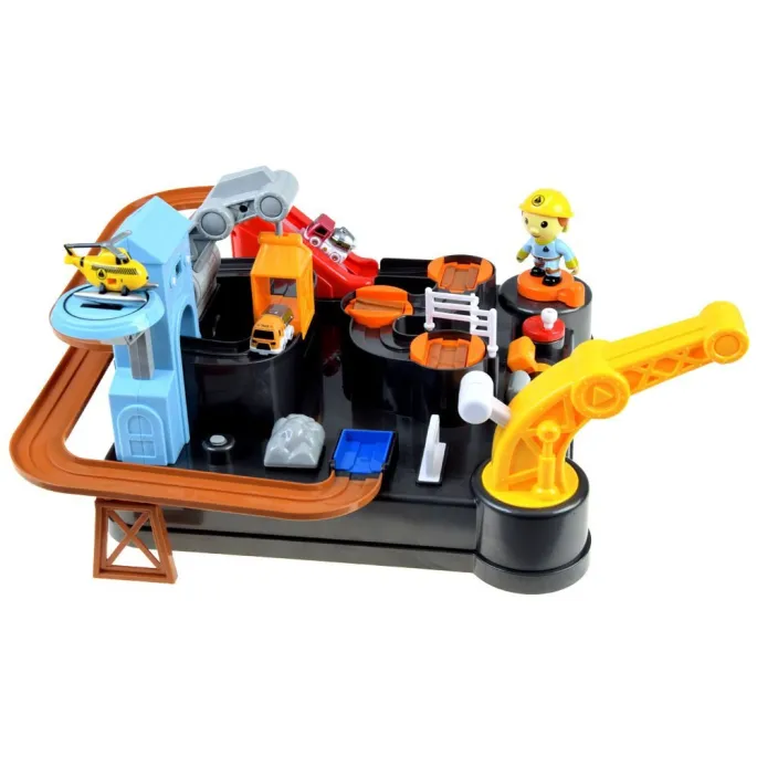 Kolorowy helikopter umieszczony na wieży toru