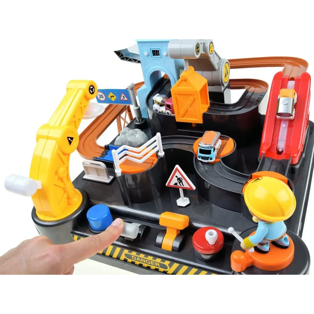 Fragment trasy z działającymi kołowrotkami i dźwigniami