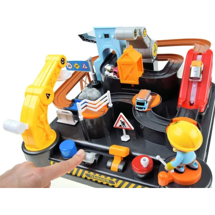 Fragment trasy z działającymi kołowrotkami i dźwigniami