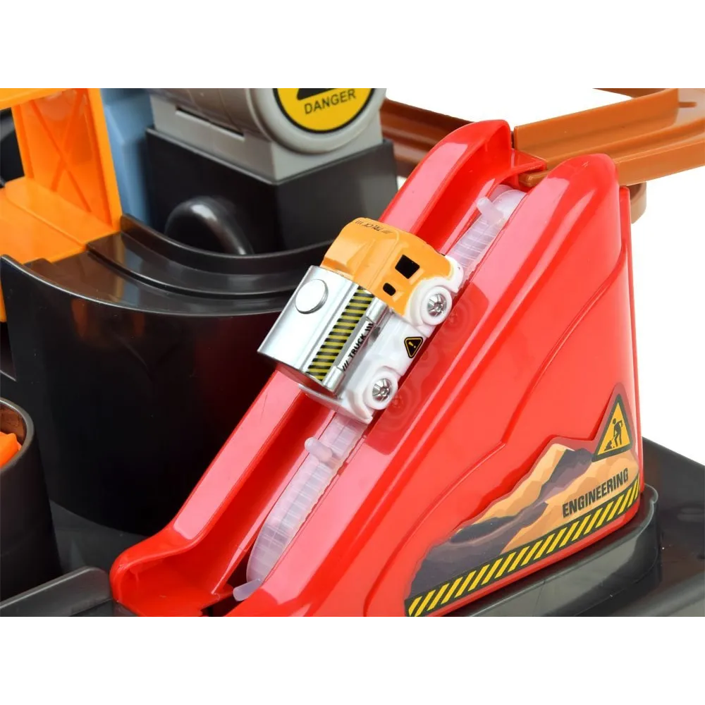 Zestaw z cyfrowym zegarem na wieży toru