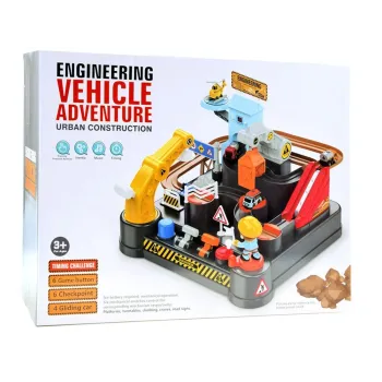 Widok całego kompletu gotowego do zabawy w tematycznym otoczeniu