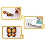 Różnorodne kolory koralików rozłożone na stole