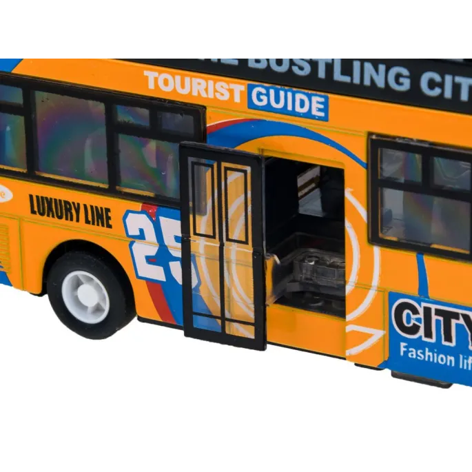 zbliżenie na przód autobusu z migającymi lampami