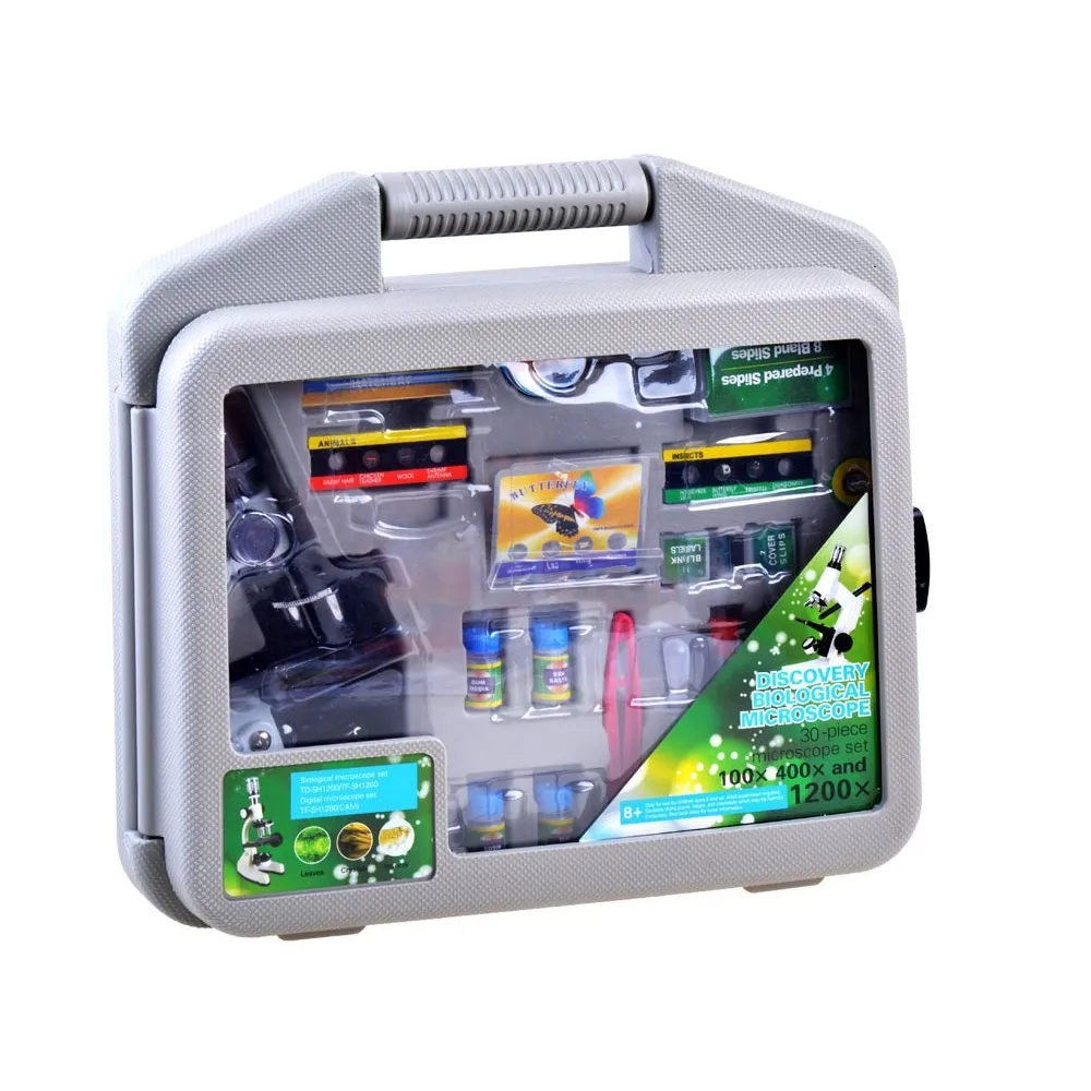 wszystkie elementy zestawu edukacyjnego rozłożone na stole