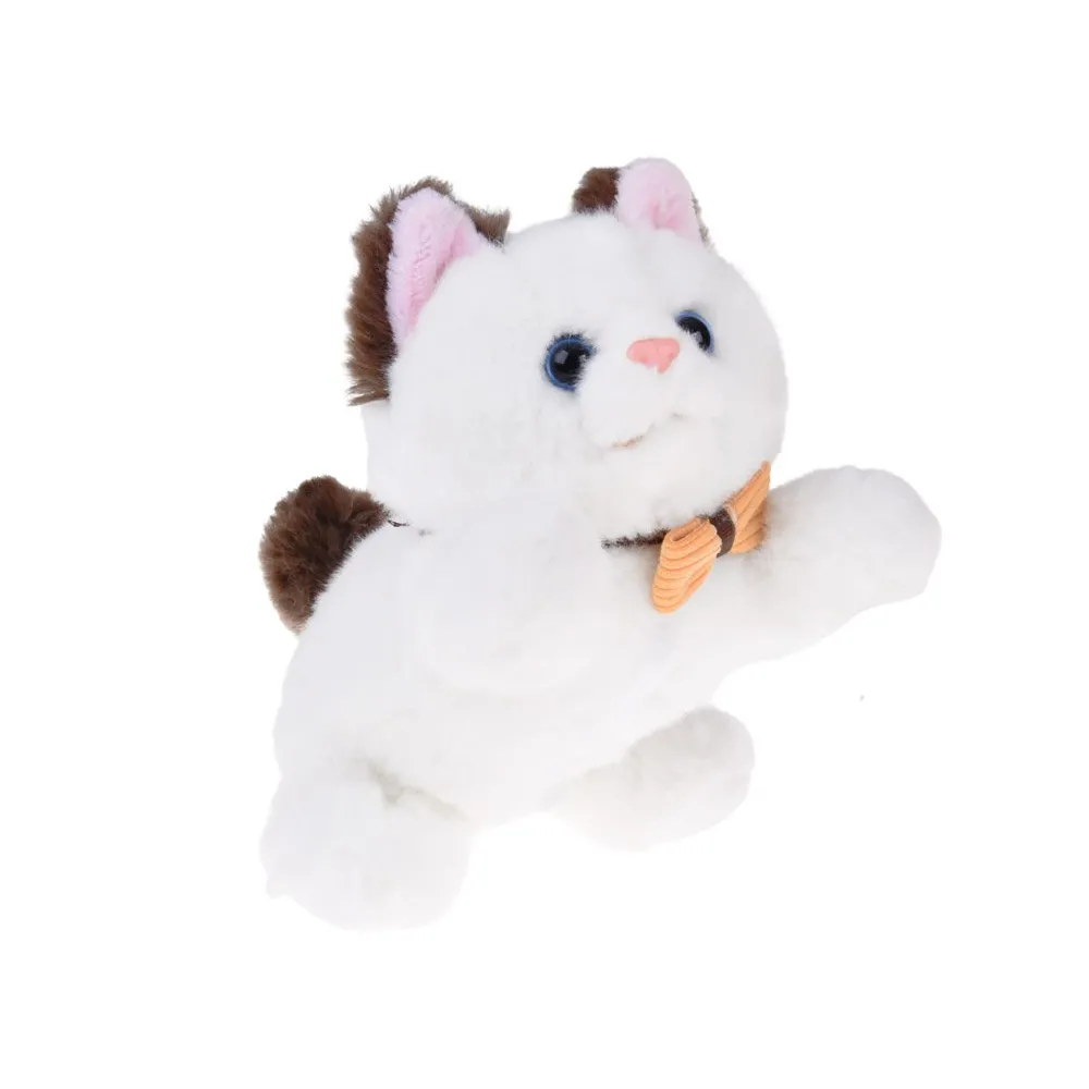 akcesoria do pielęgnacji i karmienia pluszowego kotka