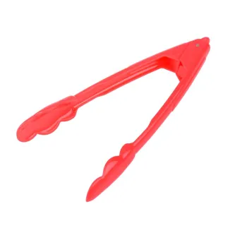 realistyczne warzywa i dodatki w zestawie obiadowym