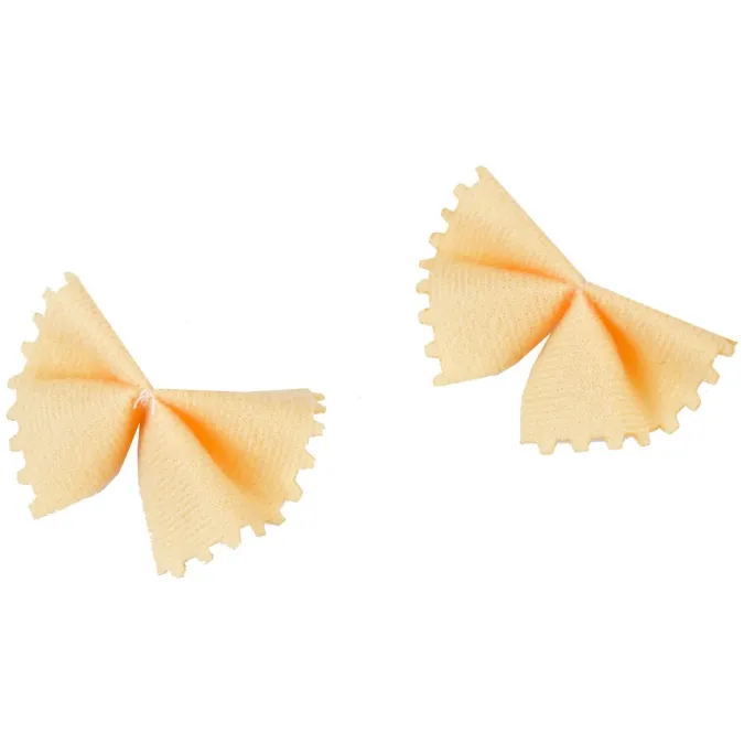 plastikowa łyżka, widelec i butelka sosu z kompletu