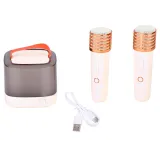 Bezprzewodowy głośnik z mikrofonami na tle kolorowego pudełka