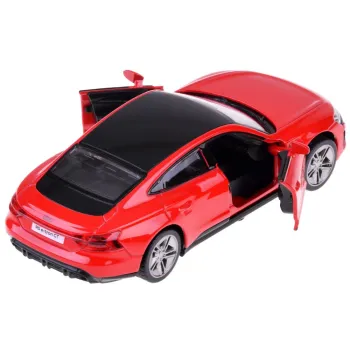 Model Audi RS e-tron GT zapakowany w kolorowe pudełko