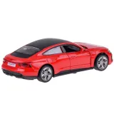 Widok z góry sportowego auta ze srebrnymi akcentami