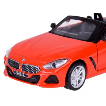 zbliżenie na gumowe koła metalowego auta BMW Z4 M40i cabrio