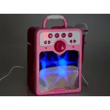 Detal kolorowego podświetlenia na froncie głośnika