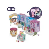 Otwarte wnętrze Kryształowej Latarni z pięcioma figurkami