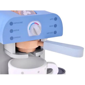 kubek na wynos z pokrywką z kompletu drewnianej zabawki