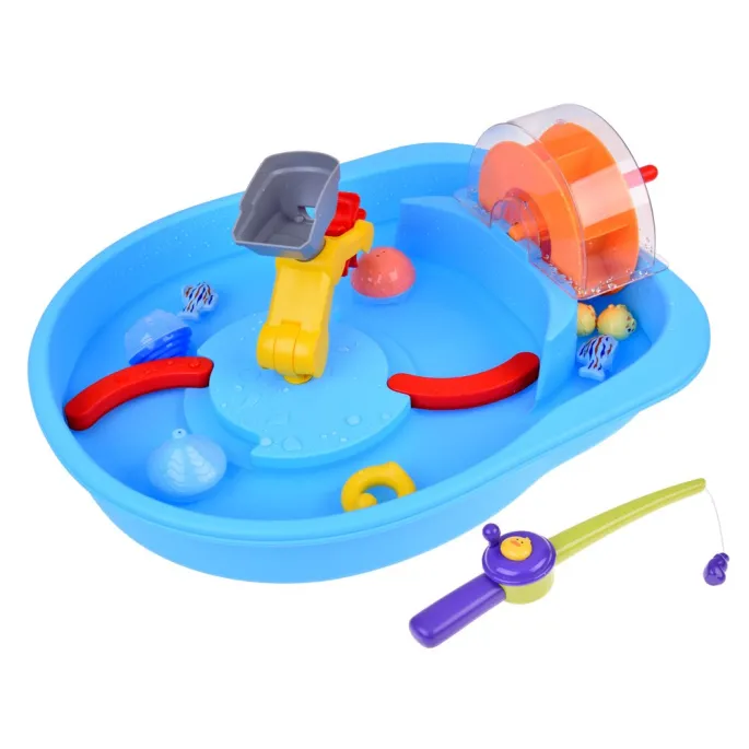 stolik wodny z kolorowymi rybkami i plastikową wędką