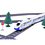 rozłożona trasa kolejki o długości 900 cm z widocznymi zwrotnicami