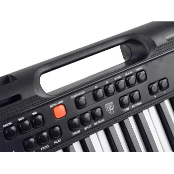 Perspektywa z góry na keyboard SD-S850, pokazująca całą klawiaturę