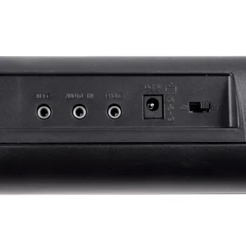 Keyboard SD-S850 podczas zabawy muzycznej w domowym otoczeniu