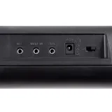 Keyboard SD-S850 podczas zabawy muzycznej w domowym otoczeniu