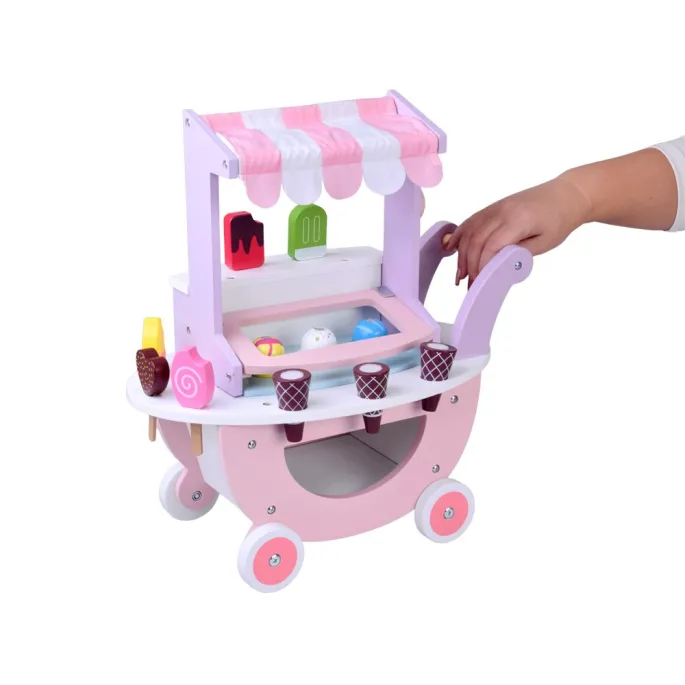 Mobilny drewniany wózek lodziarski z urokliwymi detalami