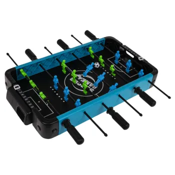 piłkarzyki stołowe w kolorystyce przyjaznej dzieciom, gotowe do gry