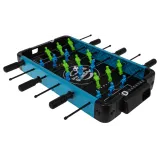 dwie piłki oraz akcesoria montażowe zestawu piłkarzyków stołowych