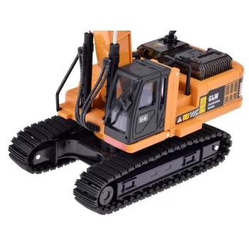 Zbliżenie na metalową łyżkę koparki podczas zabawy