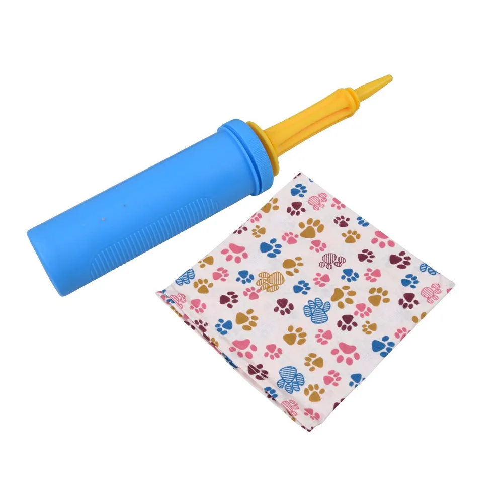 pompka i apaszka obok skoczka byka przygotowane do użycia