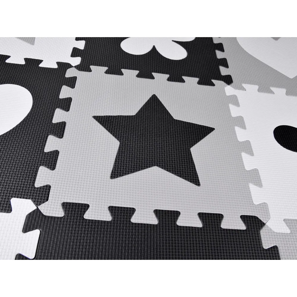 przykład ułożenia maty jako zamkniętego kojca dla niemowląt