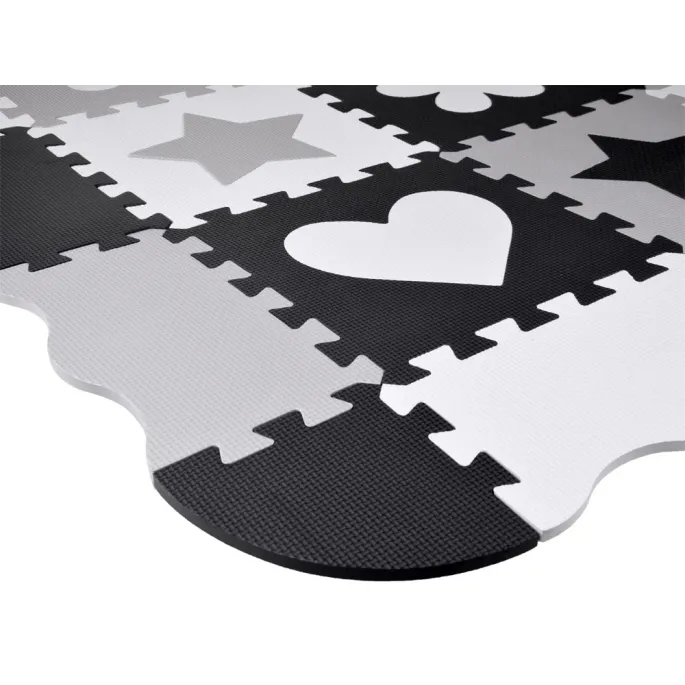 aranżacja puzzli maty w pokoju dziecięcym z zabawkami